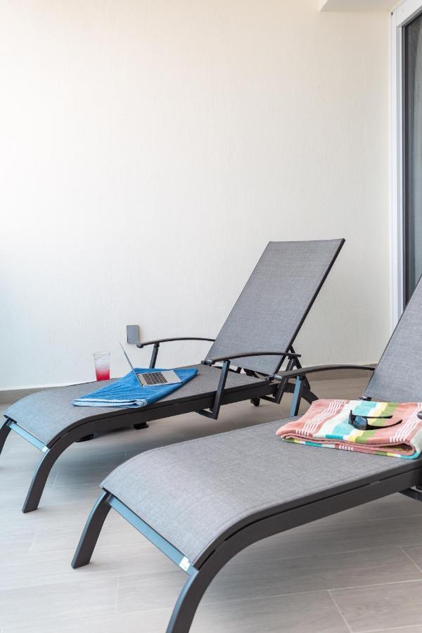 Brand New Contemporary 2 Bd Oceanfront Condo At Encantame Towers Verano E302 Playa Encanto Esterno foto